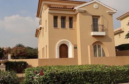 Villa - 4 - 4 for sale in Cluster 1 - Hyde Park - New Cairo City - Cairo Villa - 4 - 4 for sale in Cluster 1 - Hyde Park - New Cairo City - Cairo