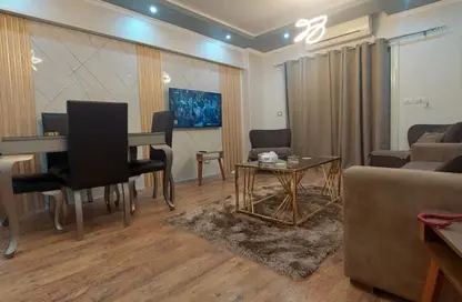 Apartment - 2 Bedrooms - 1 Bathroom for rent in El Rehab Extension - Al Rehab - New Cairo City - Cairo