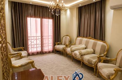 Apartment - 3 Bedrooms - 2 Bathrooms for rent in Smouha Square - Smouha - Hay Sharq - Alexandria