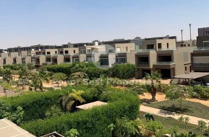 Townhouse - 3 Bedrooms - 4 Bathrooms for sale in Palm Hills New Cairo - 5th Settlement Compounds - The 5th Settlement - New Cairo City - Cairo