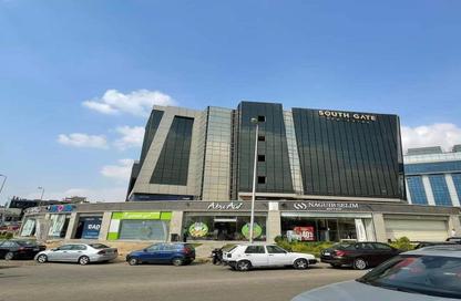 Office Space - Studio - 1 Bathroom for rent in South Gate Mall - South Teseen St. - The 5th Settlement - New Cairo City - Cairo