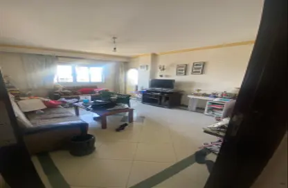 شقة - 3 غرف نوم - 2 حمامات للبيع في مساكن شيراتون - شيراتون المطار - النزهة - القاهرة