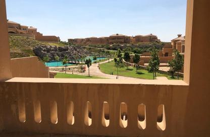 Twin House - 4 - 3 for sale in Royal Meadows - Sheikh Zayed Compounds - Sheikh Zayed City - Giza Twin House - 4 - 3 for sale in Royal Meadows - Sheikh Zayed Compounds - Sheikh Zayed City - Giza