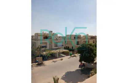 منزل مزدوج - 4 غرف نوم - 4 حمامات للايجار في ذا كراون - طريق مصر اسكندرية الصحراوي - مدينة 6 أكتوبر - الجيزة