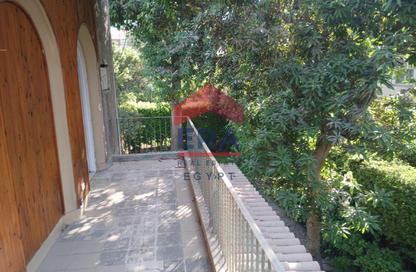 Villa - 7+ Bedrooms - 4 Bathrooms for sale in Sarayat Al Maadi - Hay El Maadi - Cairo
