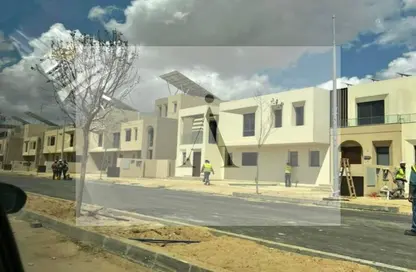 Townhouse - 3 Bedrooms - 3 Bathrooms for sale in Vye Sodic - New Zayed City - Sheikh Zayed City - Giza