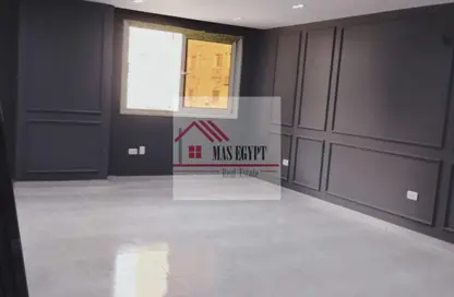 مساحات مكتبية - 4 غرف نوم - 2 حمامات للايجار في شارع شهاب - المهندسين - الجيزة