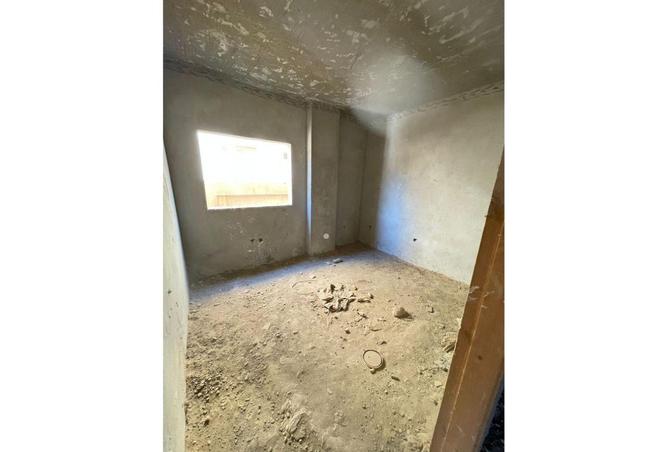 73502338 - Property Image 3