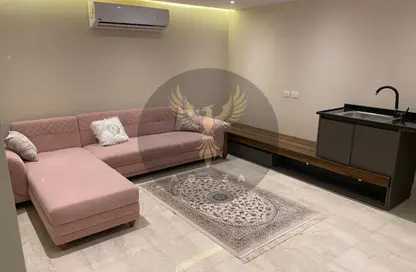 Penthouse - 4 Bedrooms - 5 Bathrooms for sale in Lake View Residence - 5th Settlement Compounds - The 5th Settlement - New Cairo City - Cairo