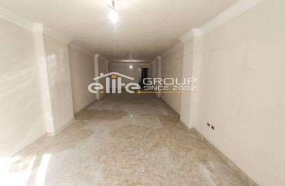 Apartment - 3 Bedrooms - 3 Bathrooms for sale in El Mandara - Hay Than El Montazah - Alexandria