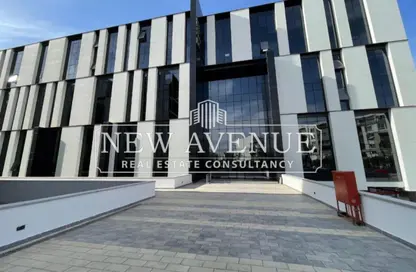 Office Space - 3 Bedrooms - 1 Bathroom for rent in Hyde Park Business District Mall - South Teseen St. - The 5th Settlement - New Cairo City - Cairo