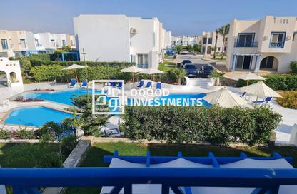 Chalet - 2 Bedrooms - 2 Bathrooms for sale in Mountain View - Ras Al Hekma - North Coast
