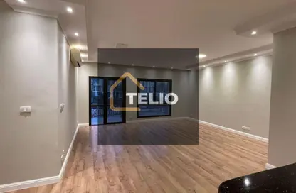 Apartment - 3 Bedrooms - 2 Bathrooms for sale in The Courtyards - Sheikh Zayed Compounds - Sheikh Zayed City - Giza