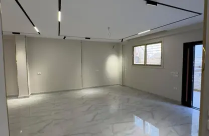 شقة - 3 غرف نوم - 3 حمامات للبيع في لازورد - الحي الثامن - الشيخ زايد - الجيزة