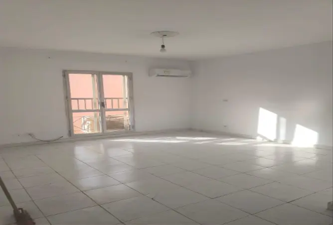 71594447 - صورة العقار 2