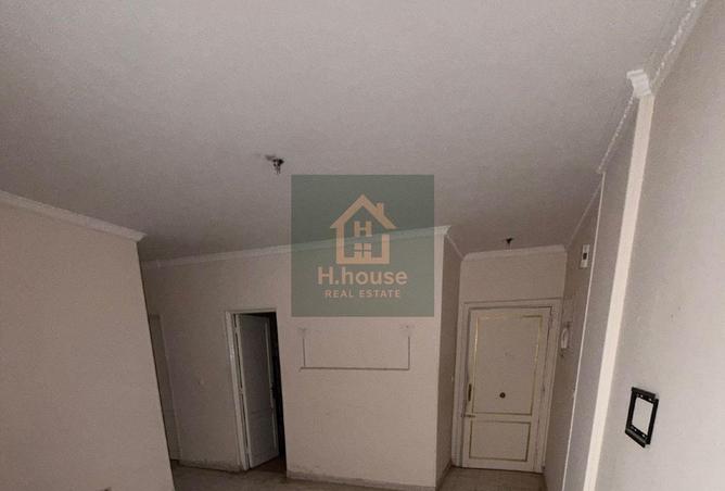 8637250 - Property Image 2