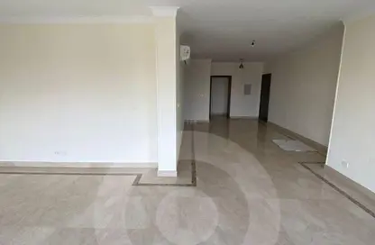 شقة - 3 غرف نوم - 3 حمامات للايجار في ذا كورت ياردز - كمبوندات الشيخ زايد - الشيخ زايد - الجيزة