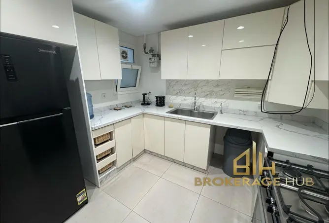 121660176 - Property Image 3