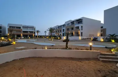 Chalet - 2 Bedrooms - 2 Bathrooms for sale in Azha - Al Ain Al Sokhna - Suez
