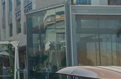 محل تجاري - استوديو - 1 حمام للايجار في حى القرنفل - التجمع الخامس - مدينة القاهرة الجديدة - القاهرة