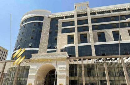 Office Space - 1 Bedroom - 1 Bathroom for sale in Champs Elysees Mall - Financial District - New Capital City - Cairo