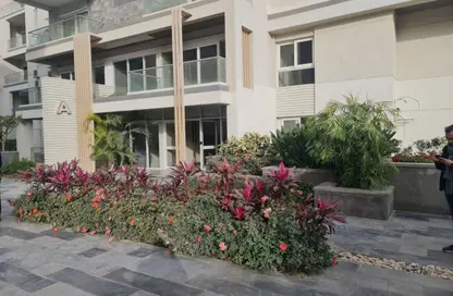 Apartment - 3 Bedrooms - 3 Bathrooms for sale in Mountain View iCity - 5th Settlement Compounds - The 5th Settlement - New Cairo City - Cairo