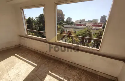 شقة - 2 غرف نوم - 2 حمامات للبيع في شارع بهجت علي (ابن النبيه) - الزمالك - القاهرة