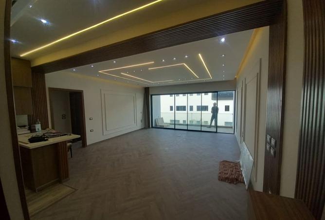 98822141 - Property Main Image
