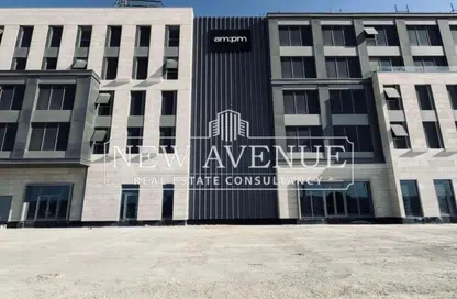 Office Space - 1 Bedroom - 1 Bathroom for sale in Suez Road - New Cairo City - Cairo