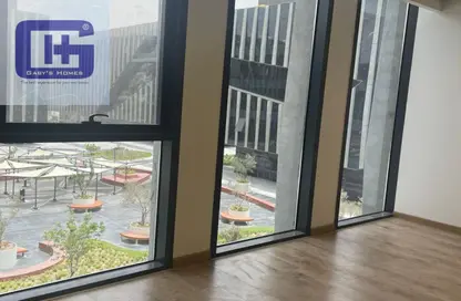 Office Space - 2 Bedrooms - 1 Bathroom for rent in Eastown - 5th Settlement Compounds - The 5th Settlement - New Cairo City - Cairo