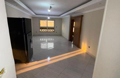 Apartment - 3 Bedrooms - 3 Bathrooms for sale in Al Bahr Al Aazam  St. - Giza District - Ganoub El Giza - Giza