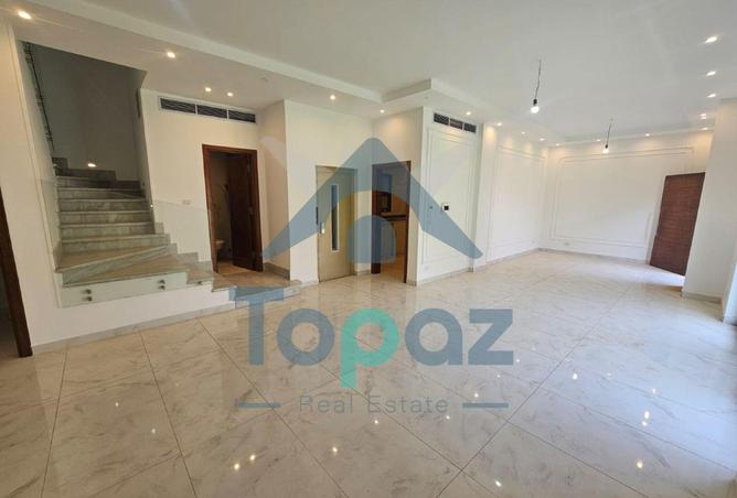 67473943 - Property Image 2