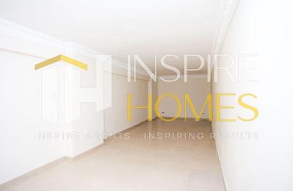 Apartment - 3 Bedrooms - 2 Bathrooms for sale in Sporting - Hay Sharq - Alexandria Apartment - 3 Bedrooms - 2 Bathrooms for sale in Sporting - Hay Sharq - Alexandria