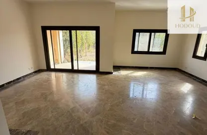 Twin House - 3 Bedrooms - 3 Bathrooms for rent in Levana - Uptown Cairo - Mokattam - Cairo