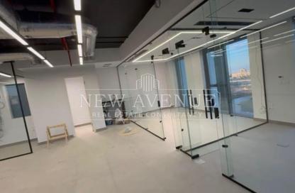 Office Space - Studio - 1 Bathroom for rent in Hyde Park Central - The 6th Settlement - New Cairo City - Cairo