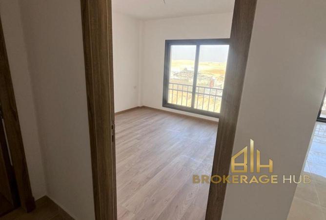 74312380 - Property Image 3