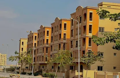 شقة - 3 غرف نوم - 2 حمامات للبيع في مجمع تسلا السكني - طريق الواحات - مدينة 6 أكتوبر - الجيزة