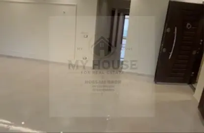 Apartment - 3 Bedrooms - 3 Bathrooms for rent in Stone Residence - 5th Settlement Compounds - The 5th Settlement - New Cairo City - Cairo