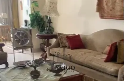 شقة - 3 غرف نوم - 2 حمامات للبيع في شارع محمد مصطفي حمام - المنطقة الأولى - مدينة نصر - القاهرة