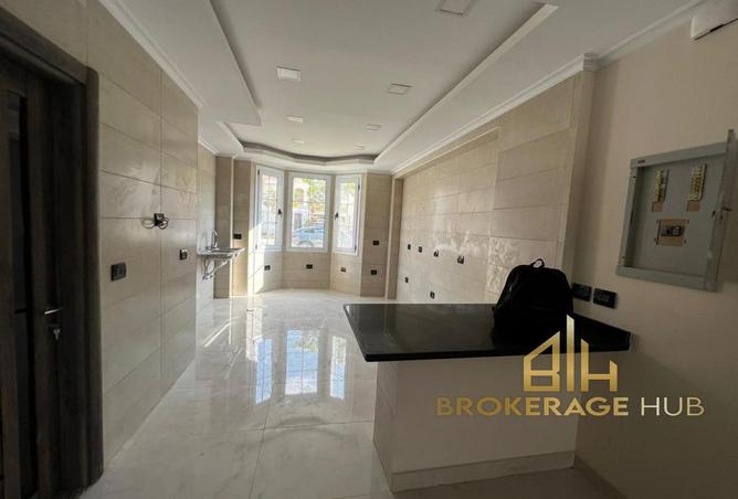 65151489 - Property Image 3