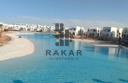 Chalet - 3 Bedrooms - 3 Bathrooms for sale in Mountain View - Ras Al Hekma - North Coast