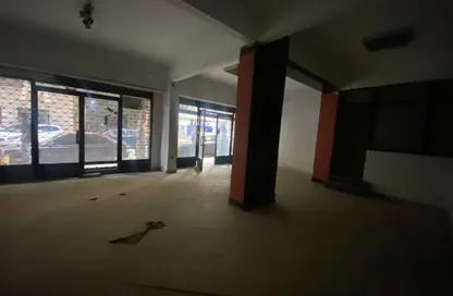 محل تجاري - استوديو - 2 حمامات للايجار في شارع المساحه - الدقي - الجيزة