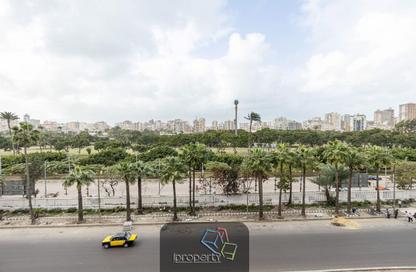 Office Space - 3 Bedrooms - 3 Bathrooms for rent in Abo Qir St. - Sporting - Hay Sharq - Alexandria