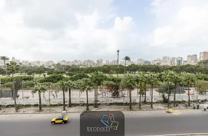 Office Space - 3 Bedrooms - 3 Bathrooms for rent in Abo Qir St. - Sporting - Hay Sharq - Alexandria