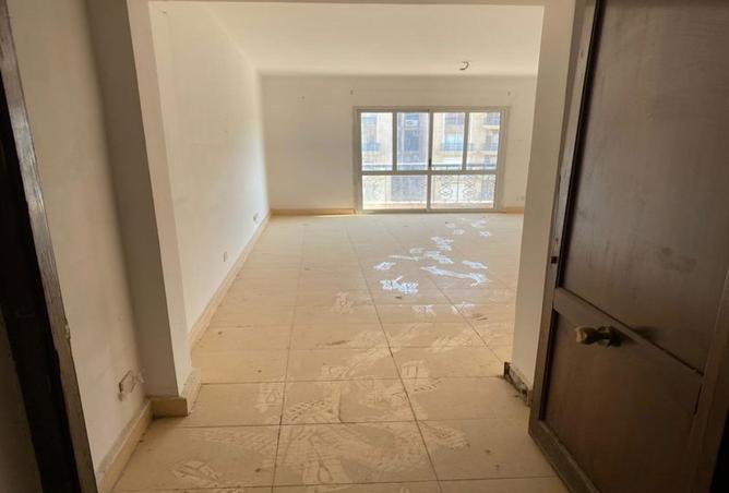 8704843 - Property Image 2