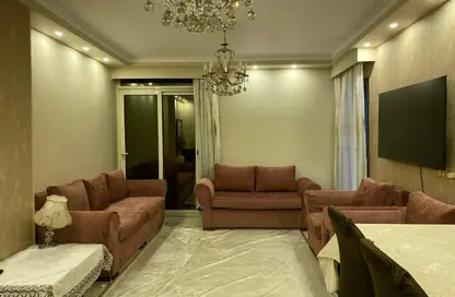 شقة - 2 غرف نوم - 1 حمام للبيع في شارع المستشار محمود رياض - مدينة المعراج - زهراء المعادي - حي المعادي - القاهرة