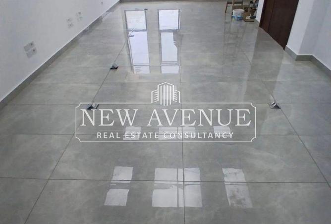 69825689 - Property Image 2