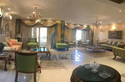 Apartment - 3 Bedrooms - 2 Bathrooms for sale in Orouba Axis - Area A - Ganoob El Acadimia - New Cairo City - Cairo