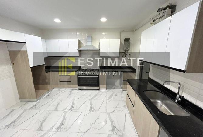 81302027 - Property Image 3