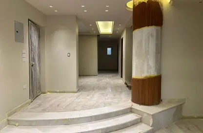 دوبلكس - 3 غرف نوم - 3 حمامات للايجار في اوبرا سيتي - الحي السادس - الشيخ زايد - الجيزة